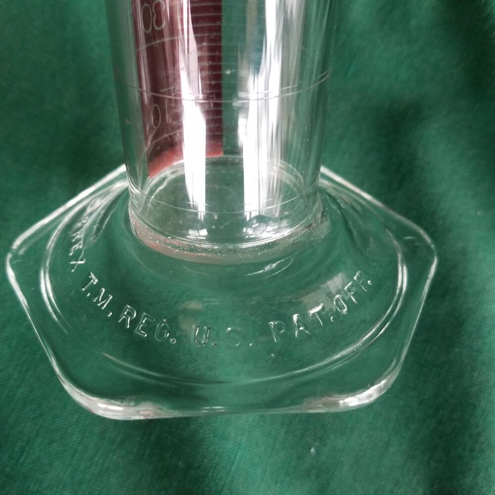 Vintage PYREX Single Metric Scale Red Cylinder - Picture 8 of 13